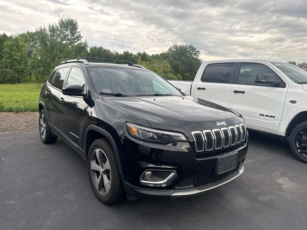 Used 2019 Jeep Cherokee Limited AWD/4WD image 2