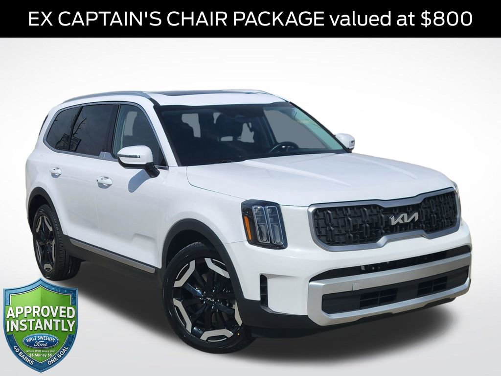 Used 2024 Kia Telluride EX w/ EX Captain's Chair Package AWD/4WD image 1