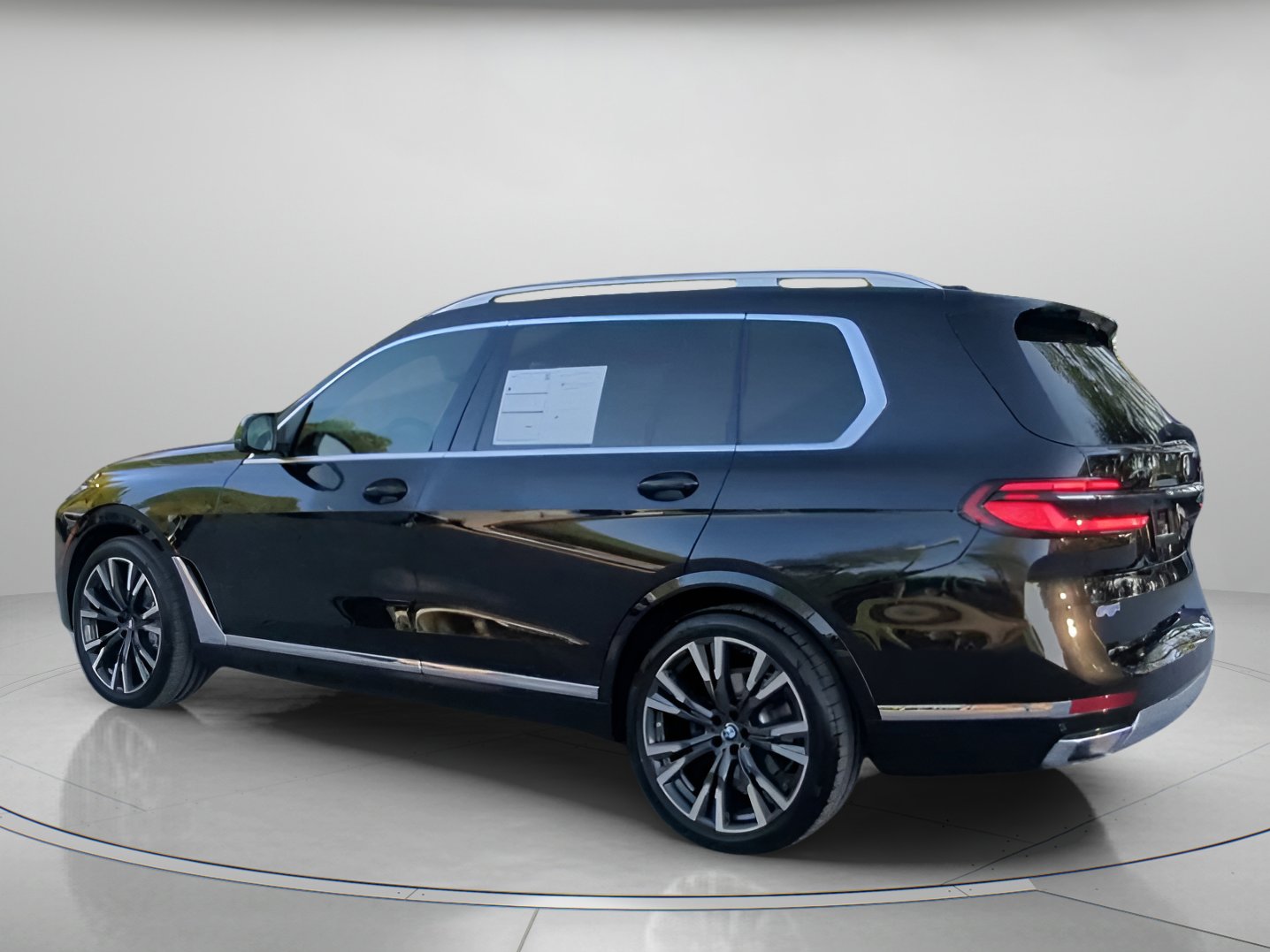 Used 2025 BMW X7 xDrive40i w/ Premium Package AWD/4WD image 19