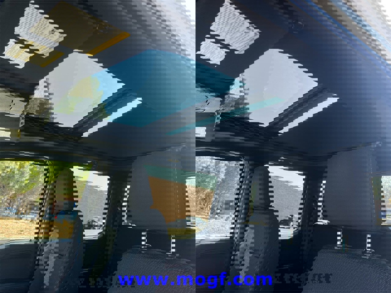 Certified 2022 Ford F150 XLT w/ Equipment Group 302A High image 20