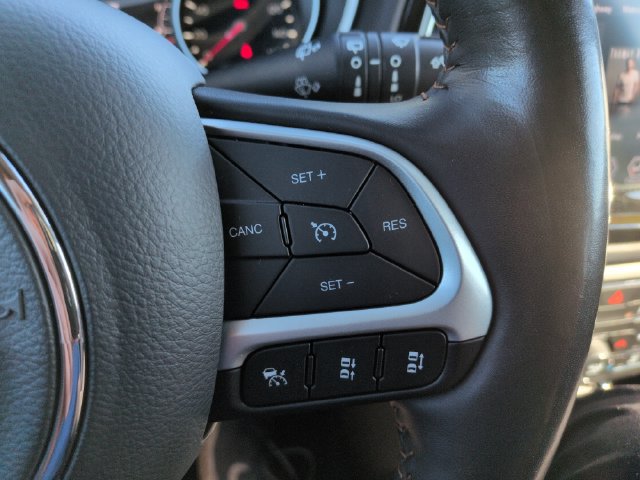 Used 2021 Jeep Compass Limited w/ Sun and Sound Group AWD/4WD image 32