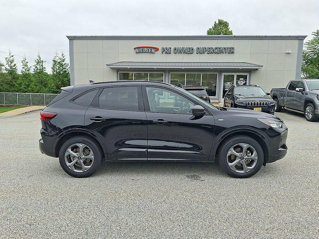 Certified 2024 Ford Escape ST-Line w/ Tech Pack #1 AWD/4WD image 55