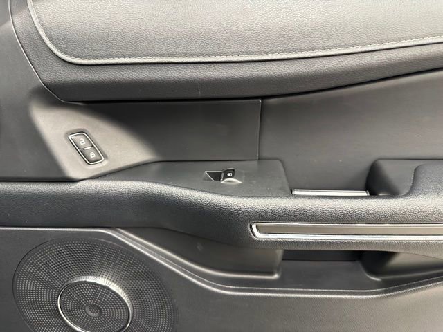 Certified 2024 Ford Expedition Max XLT image 13