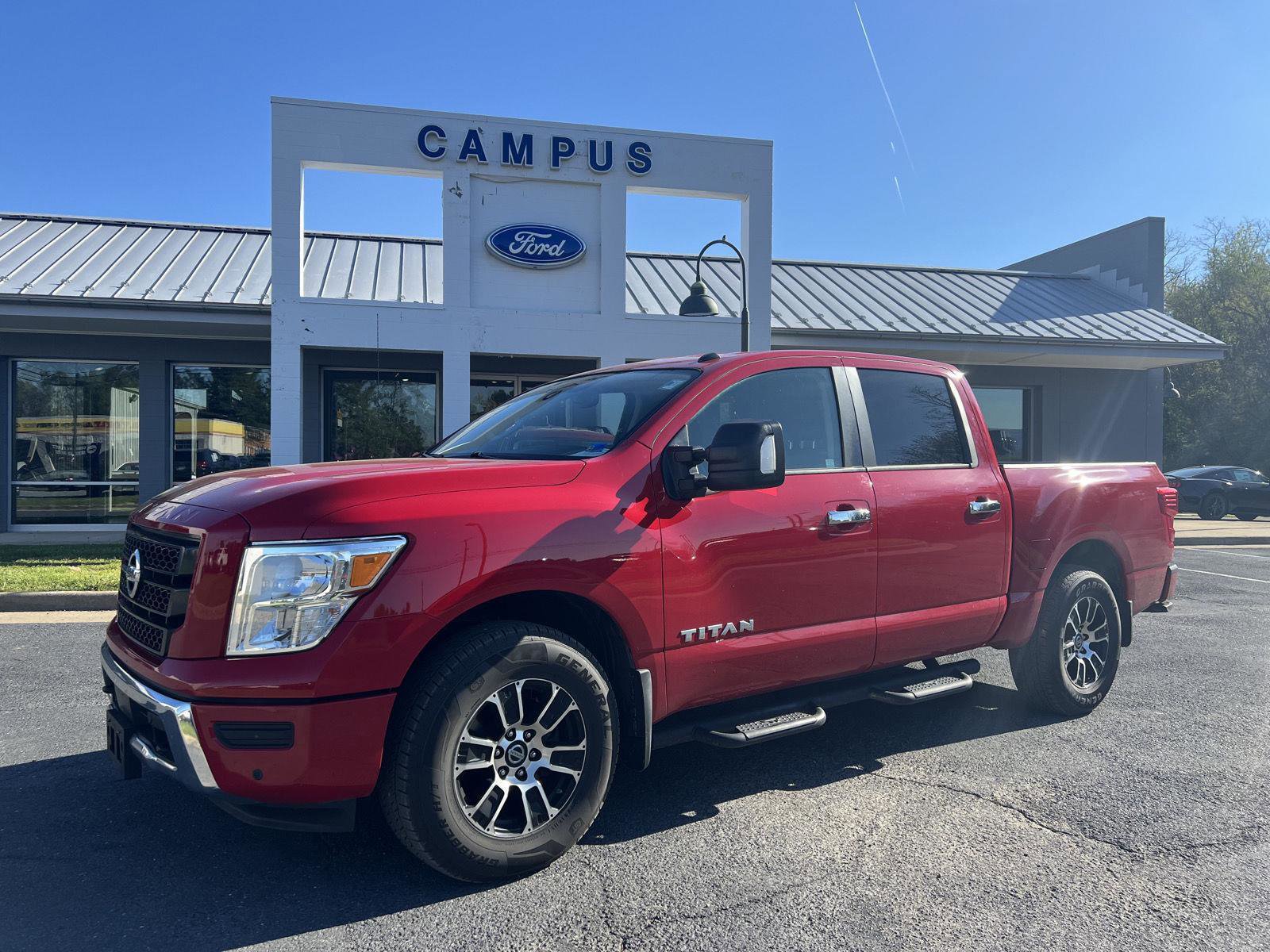 Used 2021 Nissan Titan SV w/ SV Convenience Package AWD/4WD image 1