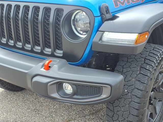 Used 2023 Jeep Gladiator Mojave w/ LED Lighting Group AWD/4WD image 30