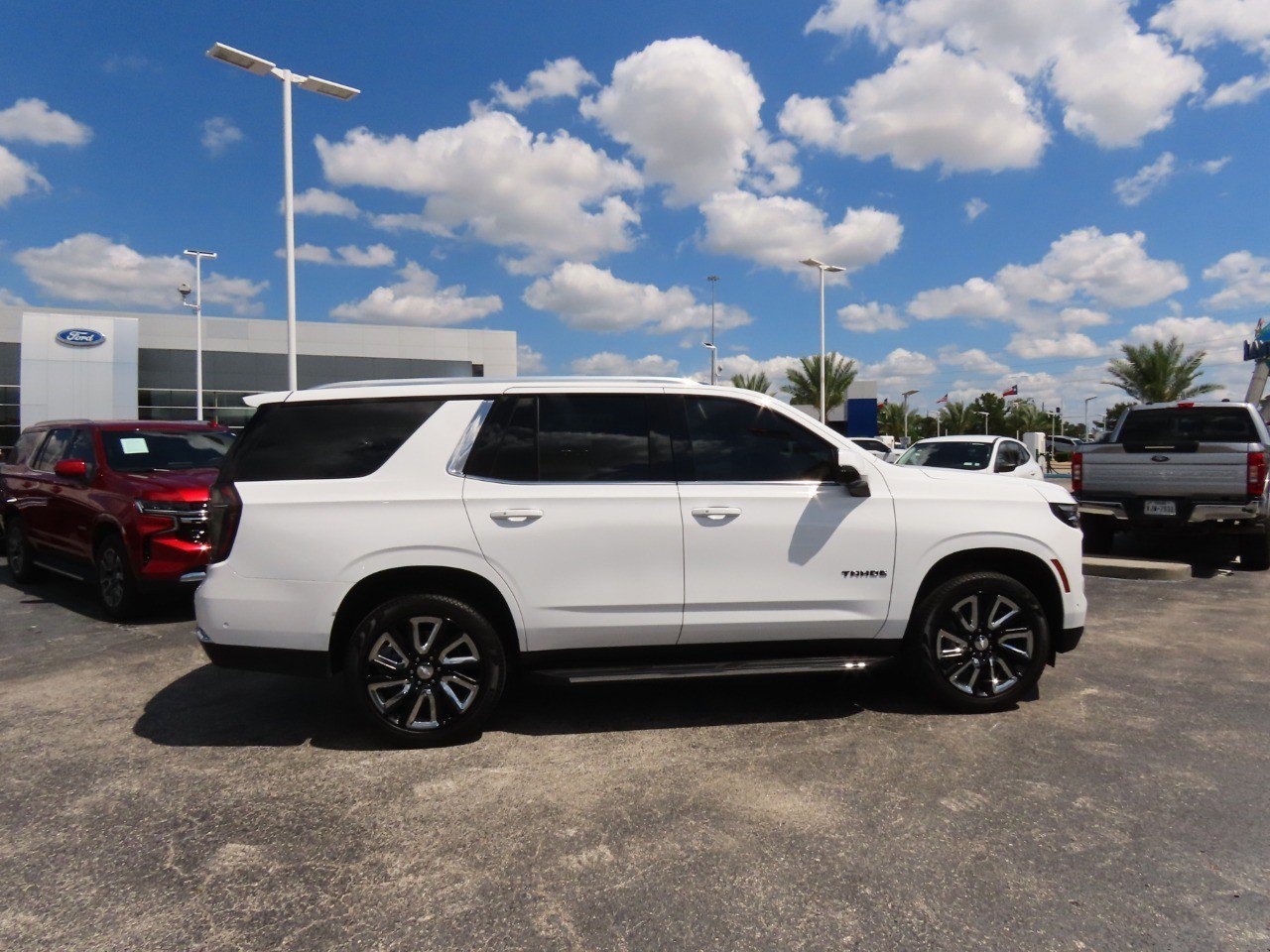 Used 2026 Chevrolet Tahoe LT w/ Comfort Package image 6