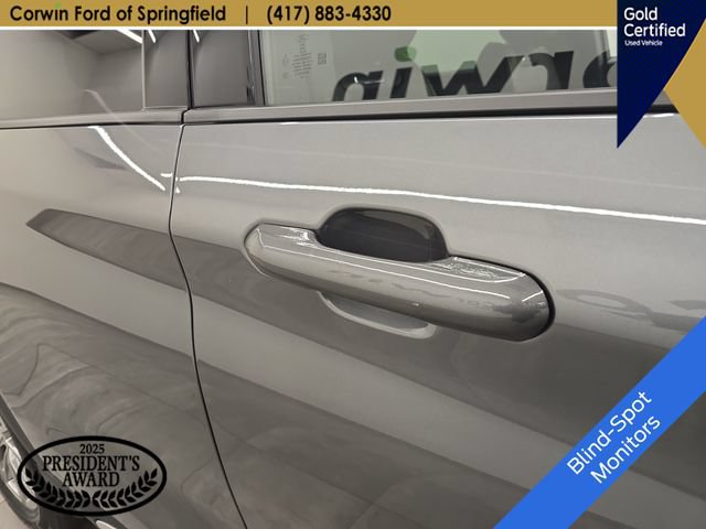 Certified 2026 Ford Explorer Platinum AWD/4WD image 9