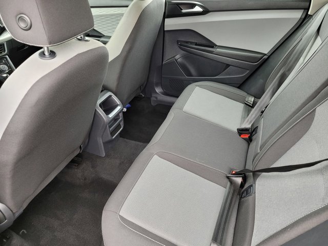 Used 2023 Volkswagen Taos S image 11