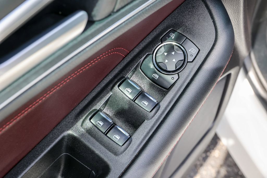 Certified 2021 Ford Edge Titanium w/ Equipment Group 301A AWD/4WD image 6