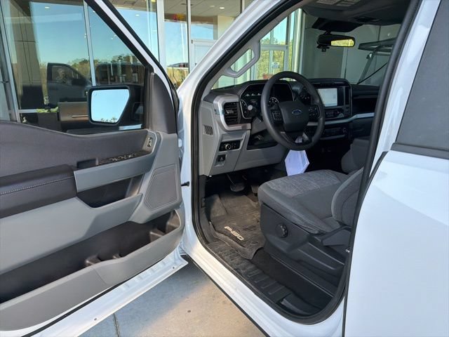 Certified 2023 Ford F150 XLT w/ Trailer Tow Package AWD/4WD image 10