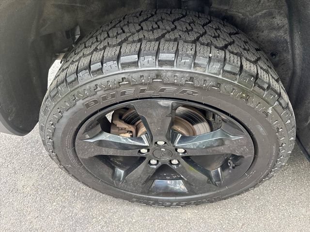 Used 2022 Jeep Grand Cherokee Altitude AWD/4WD image 11