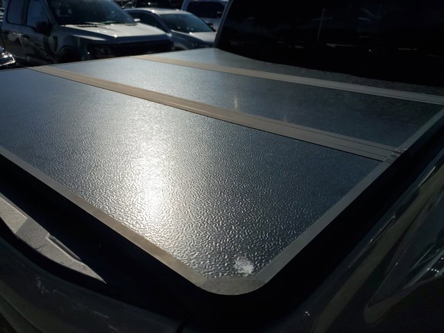 Used 2024 Chevrolet Colorado Z71 w/ Z71 Convenience Package 2 image 9