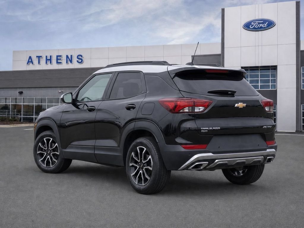 Used 2021 Chevrolet TrailBlazer ACTIV w/ Convenience Package AWD/4WD image 4