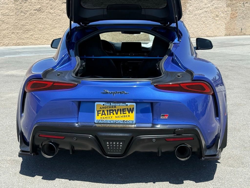 Used 2023 Toyota Supra Premium w/ Driver Assist Package RWD image 4