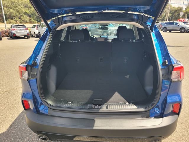 Certified 2022 Ford Escape SE w/ SE Sport Appearance Package AWD/4WD image 8