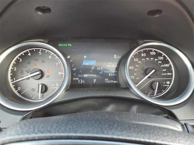 Used 2018 Toyota Camry XLE image 18