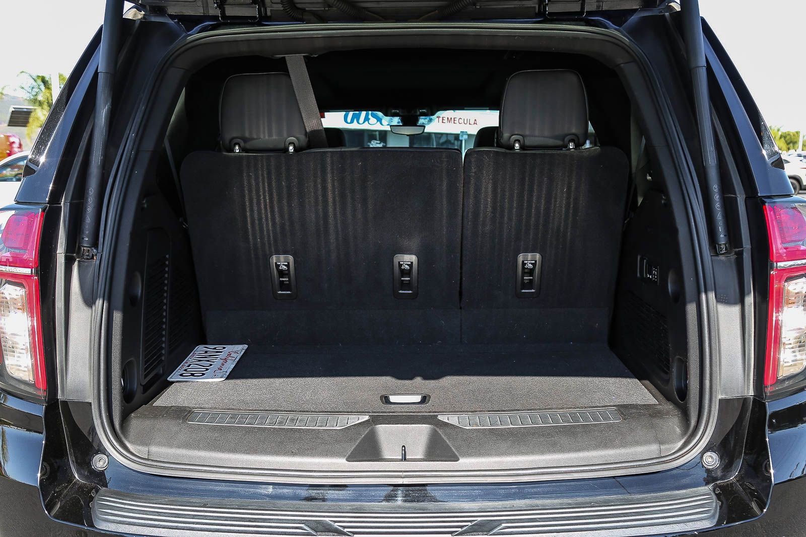 Used 2022 Chevrolet Tahoe High Country w/ Max Trailering Package AWD/4WD image 30