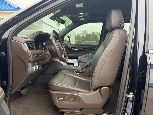 Used 2022 GMC Yukon XL Denali w/ Denali Premium Package image 20
