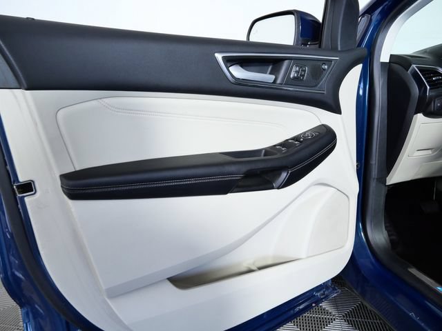 Certified 2020 Ford Edge Titanium w/ Equipment Group 301A AWD/4WD image 15