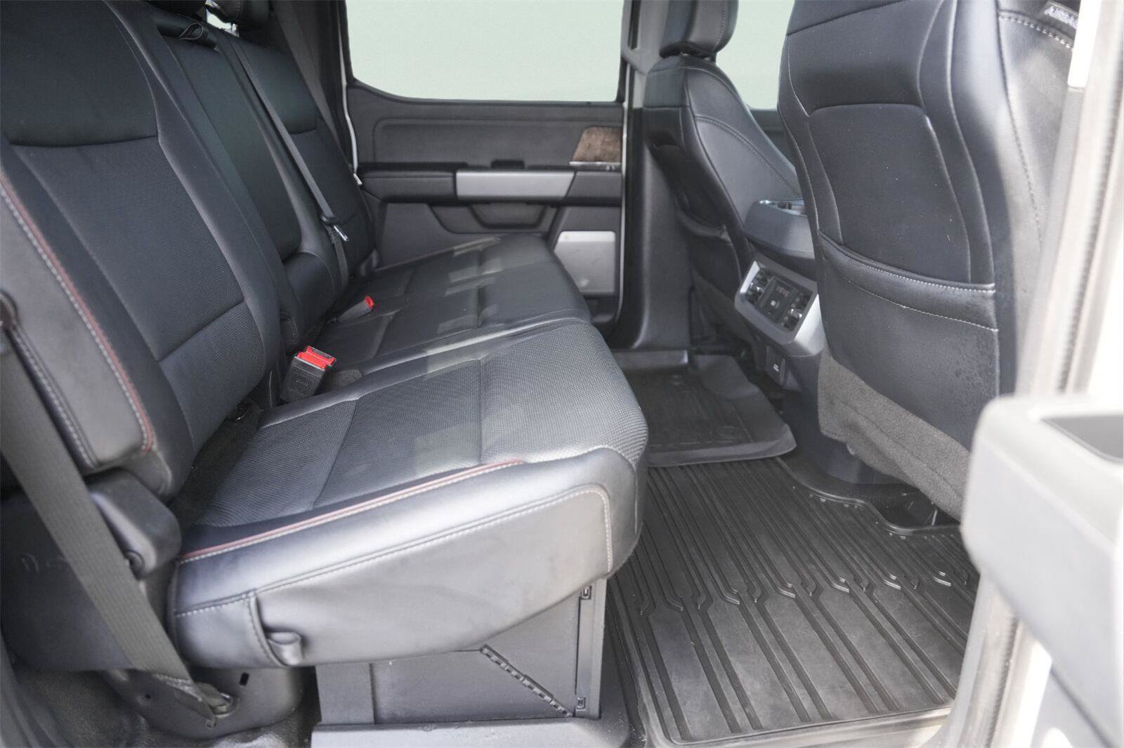 Certified 2023 Ford F450 Lariat w/ Camper Package AWD/4WD image 16