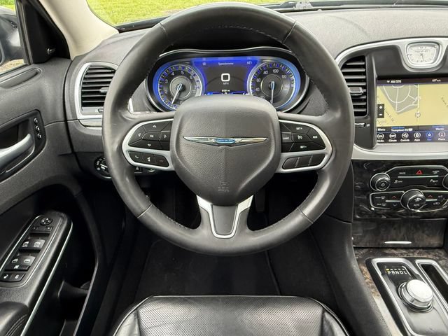 Used 2023 Chrysler 300 Touring L w/ Popular Equipment Group AWD/4WD image 28