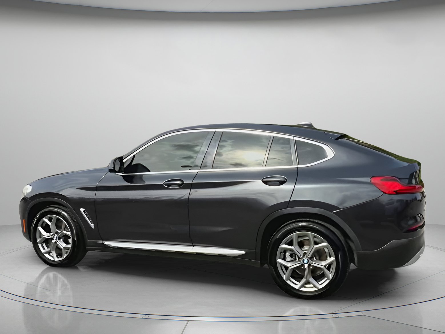 Used 2020 BMW X4 xDrive30i w/ Convenience Package image 18