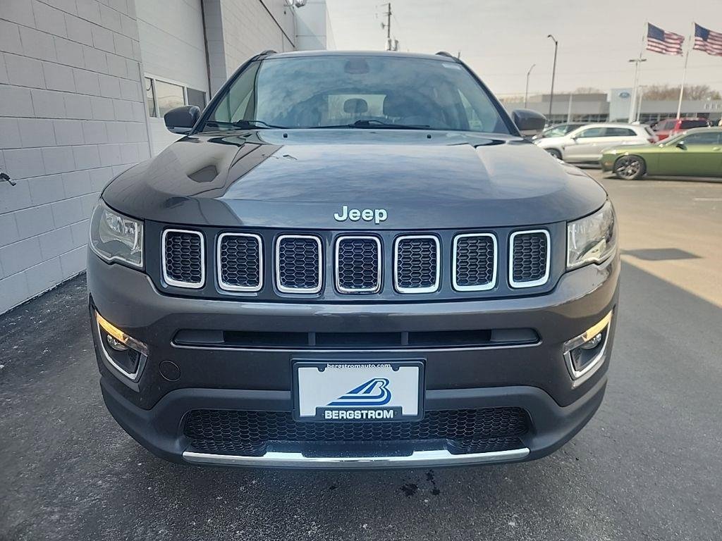Used 2018 Jeep Compass Limited image 4