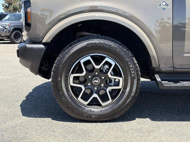 Certified 2025 Ford Bronco Outer Banks AWD/4WD image 30