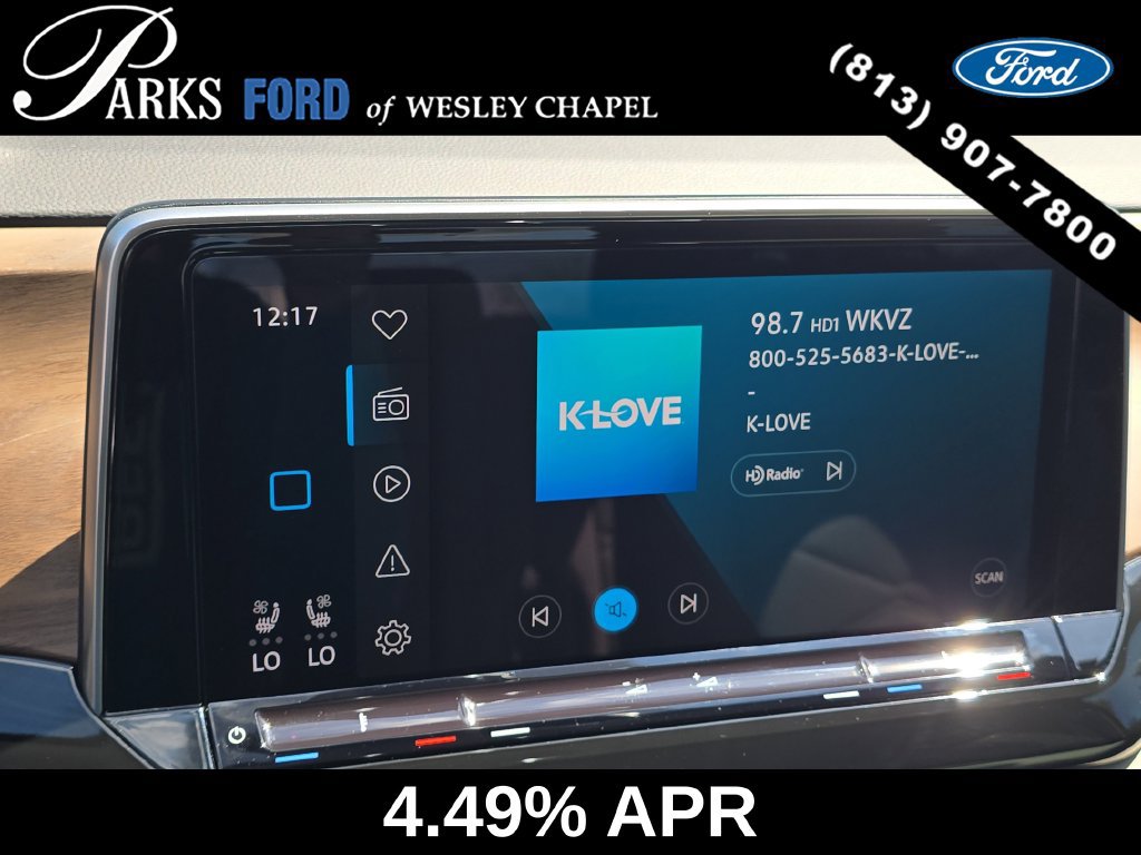Used 2025 Volkswagen Atlas SE FWD image 23