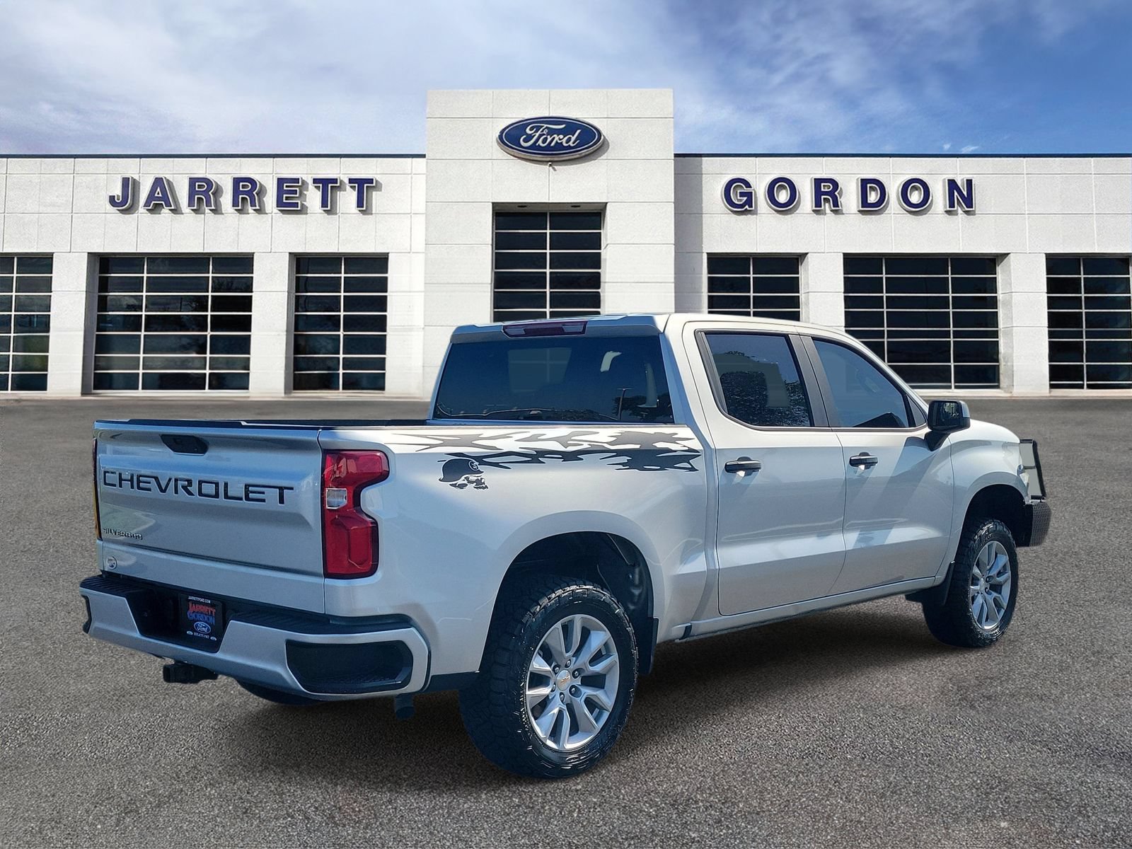 Used 2022 Chevrolet Silverado 1500 Custom AWD/4WD image 4