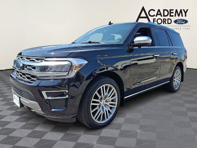 Certified 2023 Ford Expedition Platinum AWD/4WD image 3
