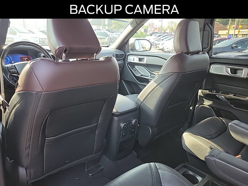 Certified 2021 Ford Explorer Platinum w/ Equipment Group 601A AWD/4WD image 15