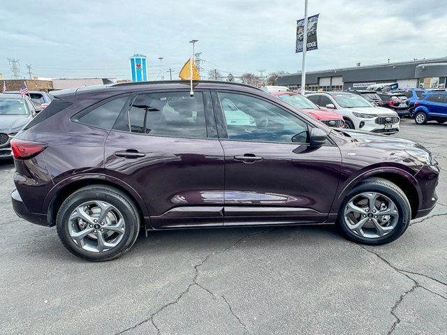 Certified 2023 Ford Escape ST-Line w/ Tech Pack #1 image 7
