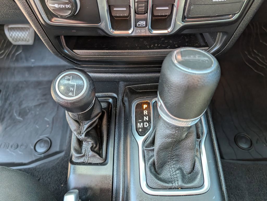Used 2021 Jeep Gladiator Sport AWD/4WD image 13