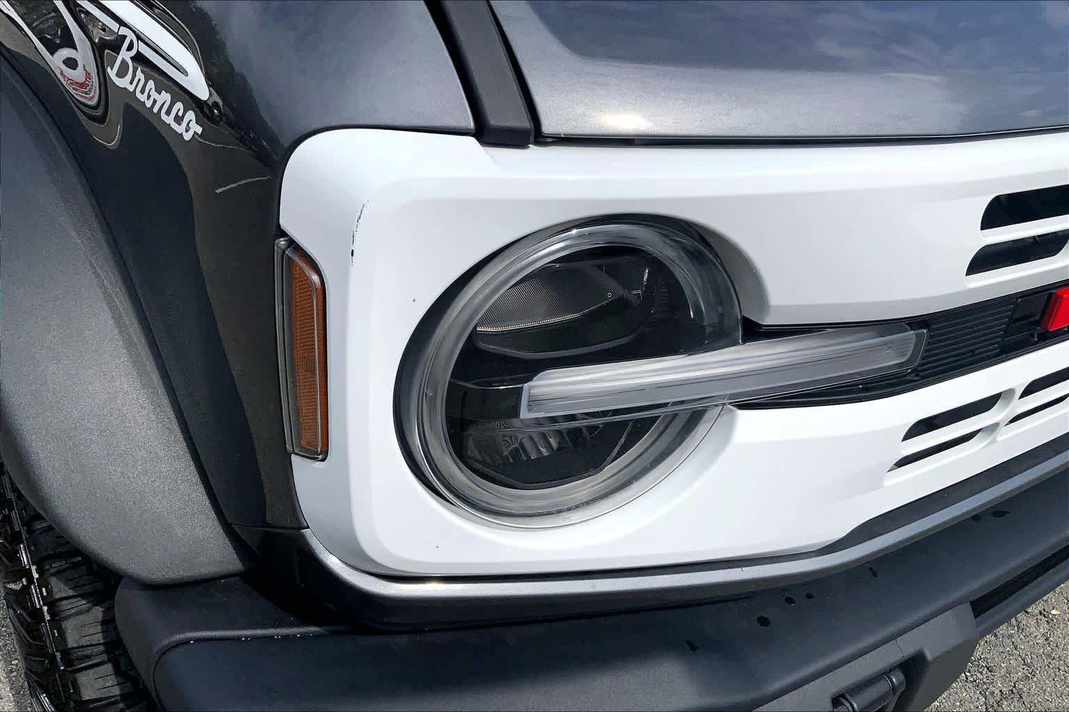 Certified 2023 Ford Bronco Heritage Edition AWD/4WD image 26