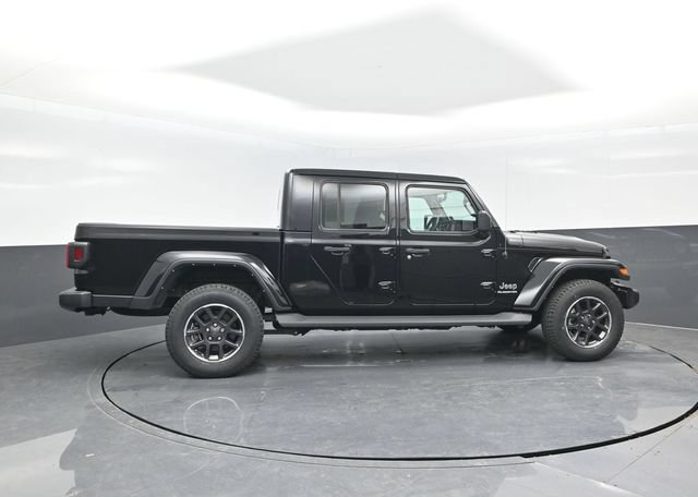 Used 2022 Jeep Gladiator Overland w/ Popular Equipment Package AWD/4WD image 3