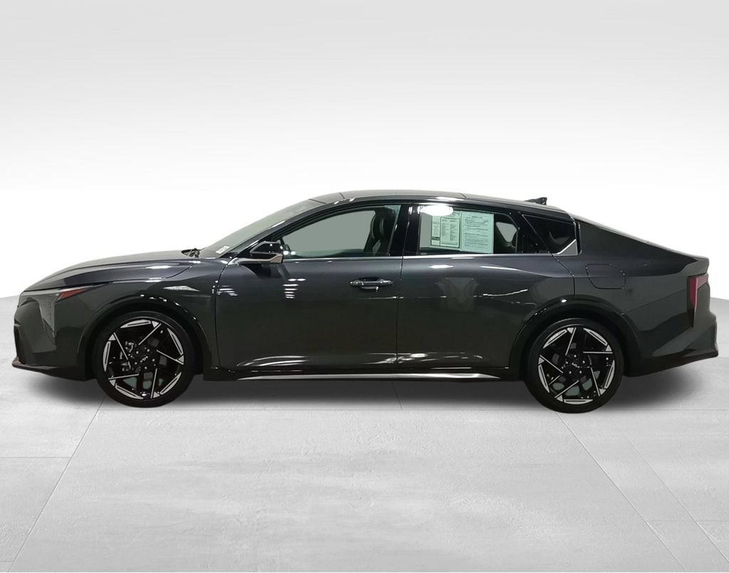 Used 2025 Kia K4 GT-Line w/ GT-Line Sunroof Package FWD image 7