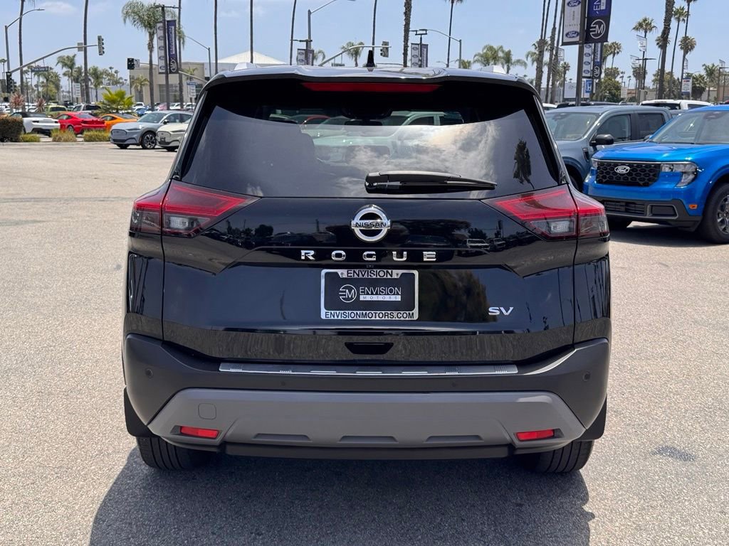 Used 2021 Nissan Rogue SV w/ Premium Package FWD image 11