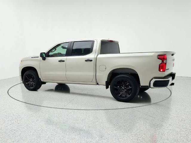 Used 2026 Chevrolet Silverado 1500 Custom w/ LPO, Dark Essentials Package RWD image 5