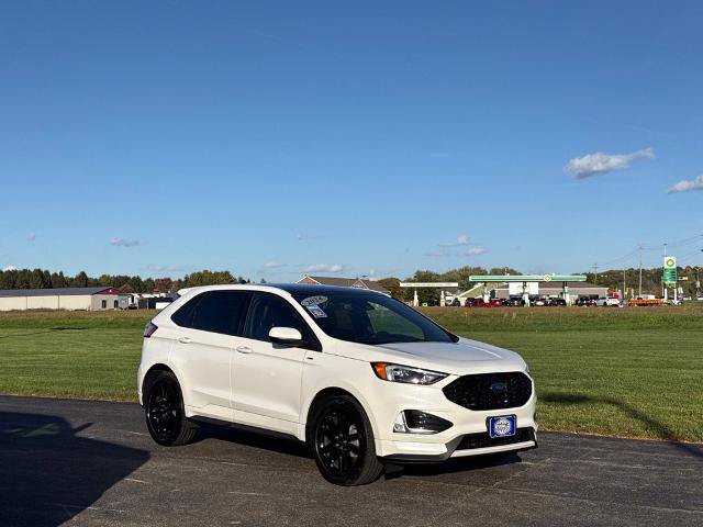 Certified 2024 Ford Edge ST-Line w/ Class II Trailer Tow Package AWD/4WD image 2