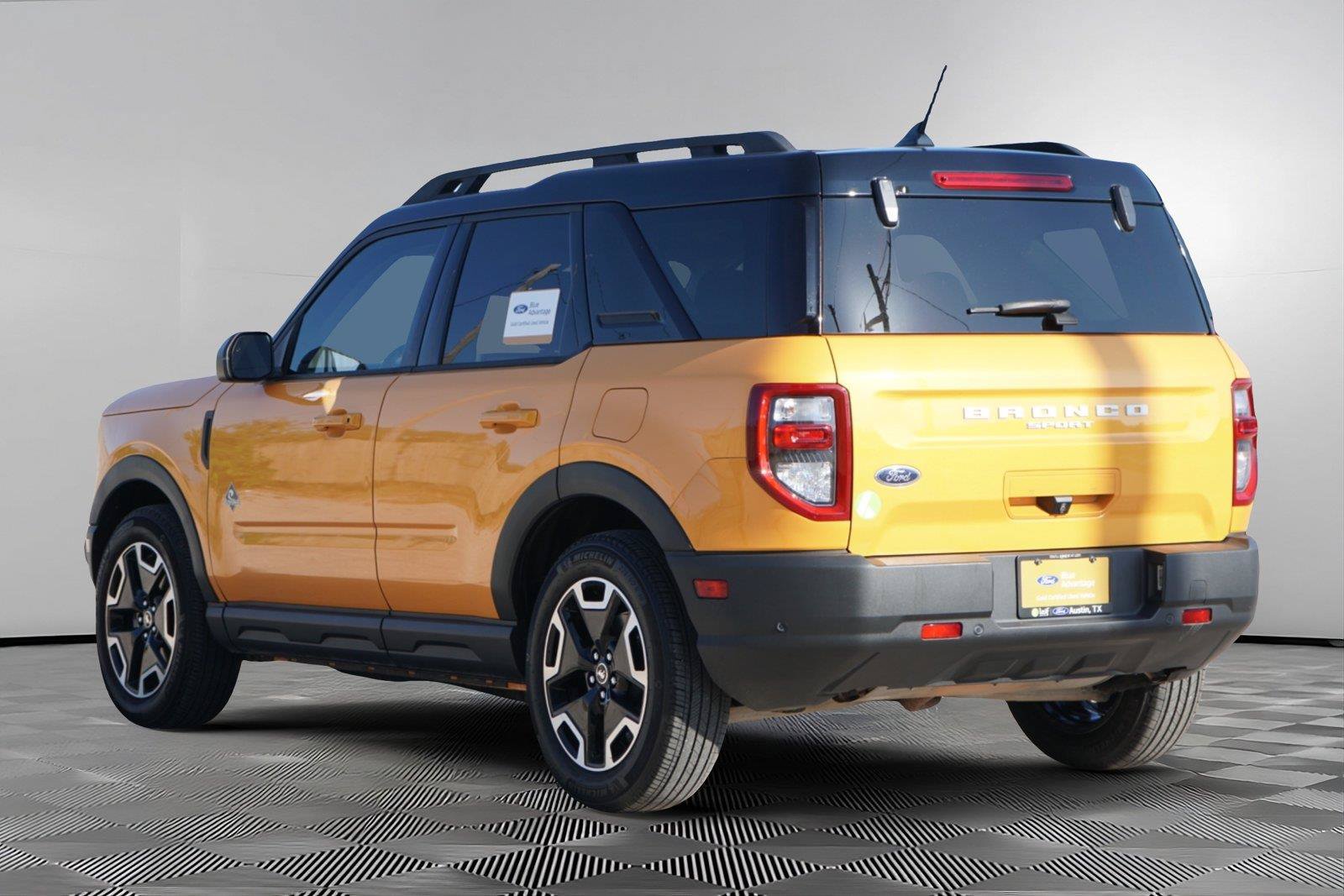 Certified 2022 Ford Bronco Sport Outer Banks w/ Tech Package AWD/4WD image 5