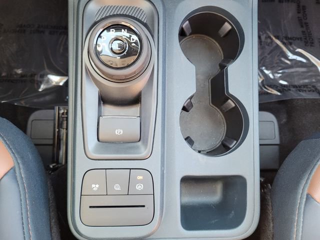 Certified 2024 Ford Maverick Lariat image 28