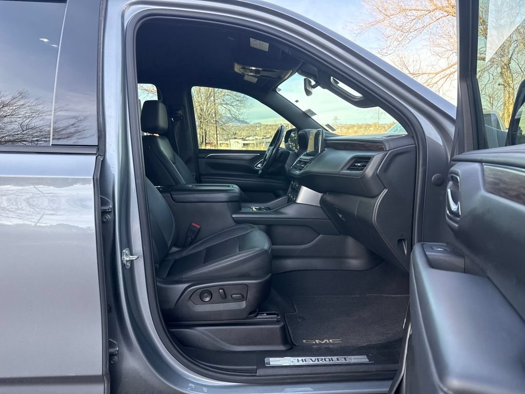 Used 2022 Chevrolet Tahoe Z71 AWD/4WD image 34