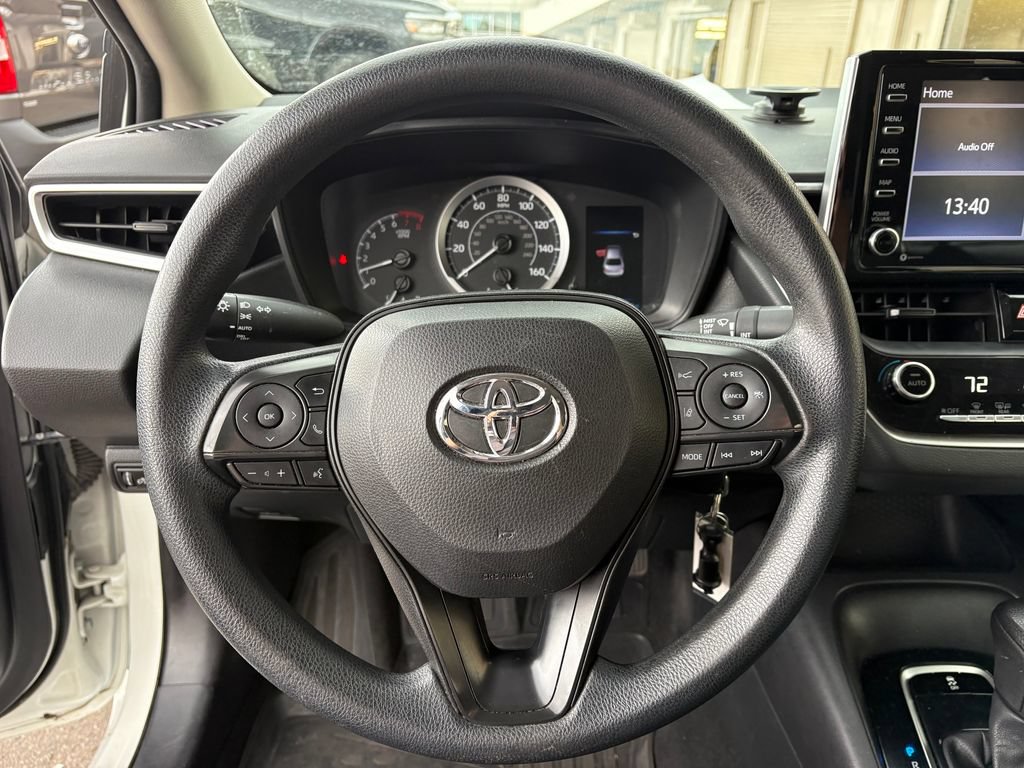 Used 2021 Toyota Corolla LE FWD image 21