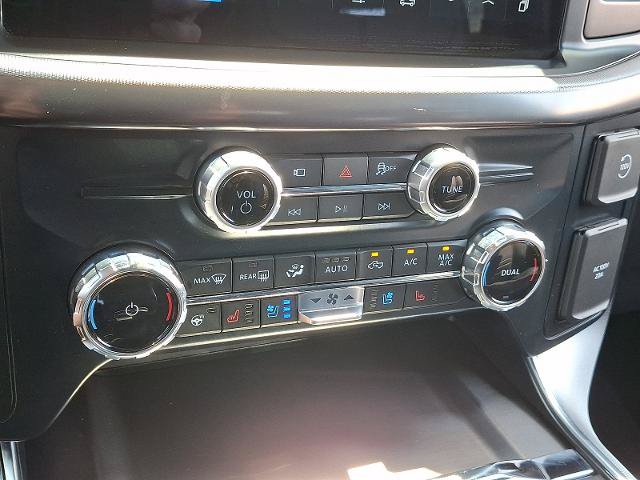 Certified 2025 Ford F150 Platinum AWD/4WD image 15