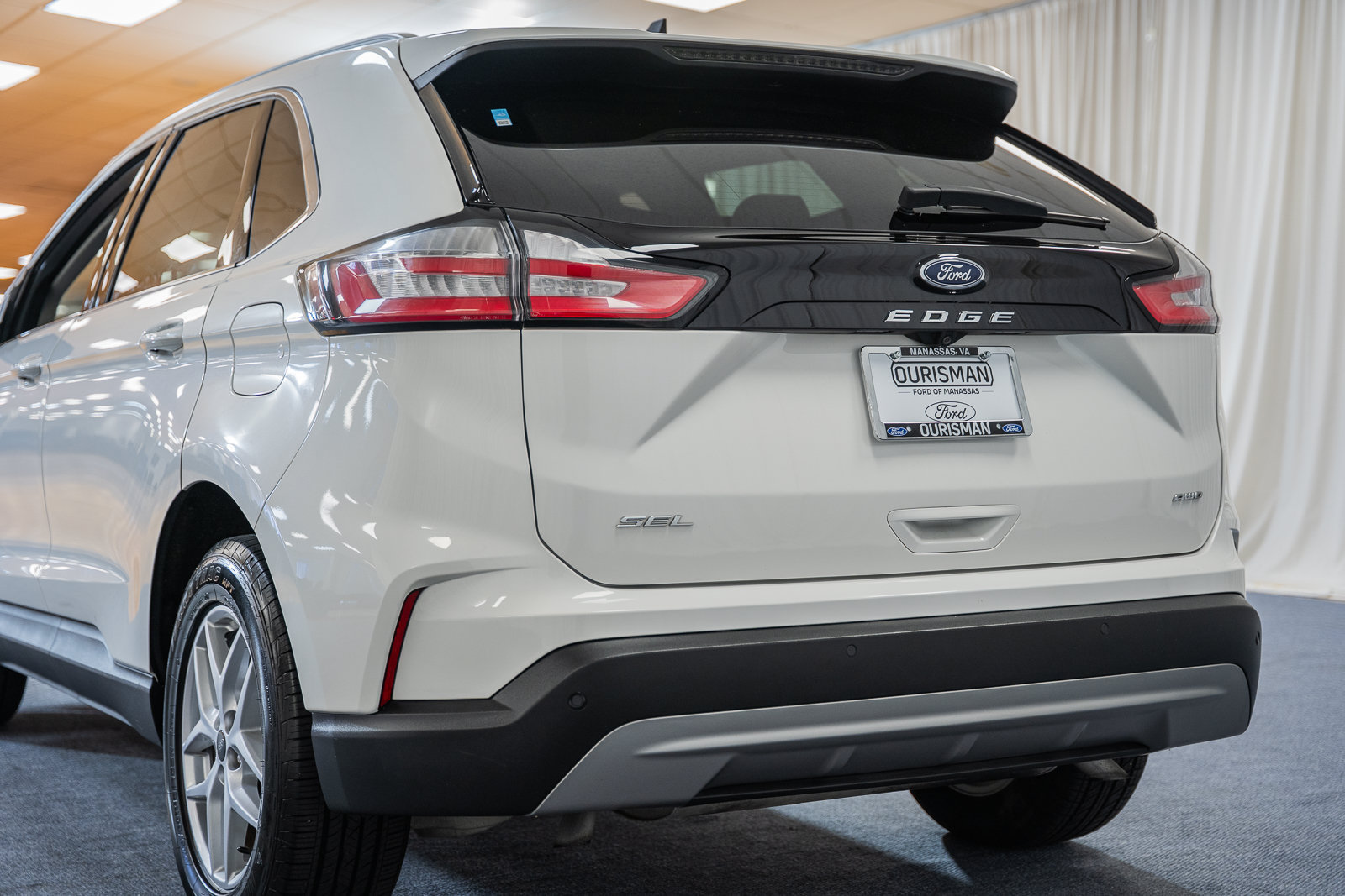 Certified 2024 Ford Edge SEL w/ Convenience Package AWD/4WD image 6