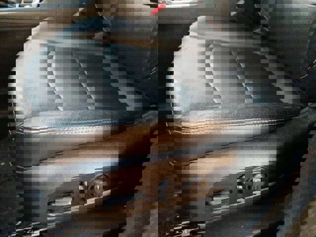 Used 2020 Chevrolet Equinox LT w/ Midnight Edition image 20