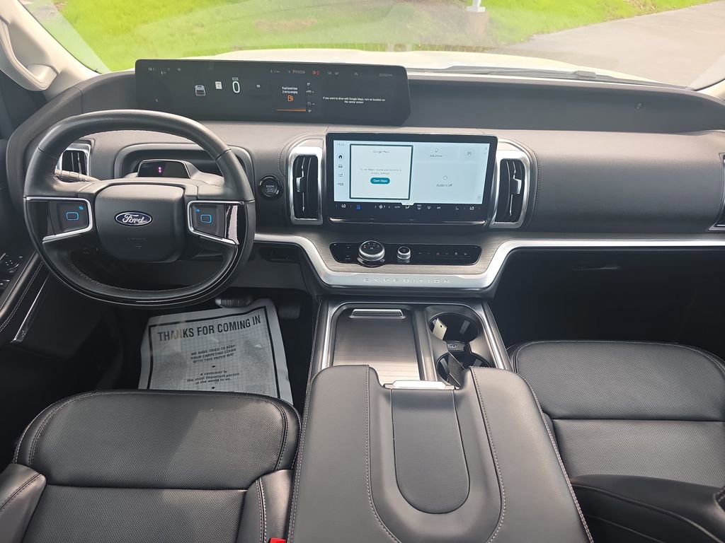 Certified 2025 Ford Expedition Platinum w/ Driver's Package AWD/4WD image 28