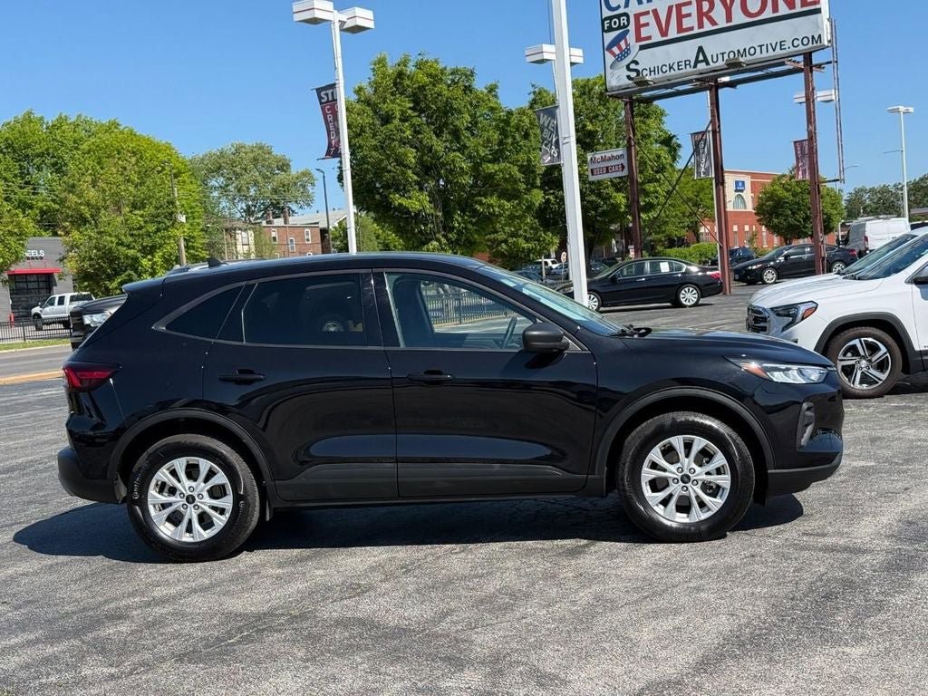 Certified 2025 Ford Escape Active AWD/4WD image 5