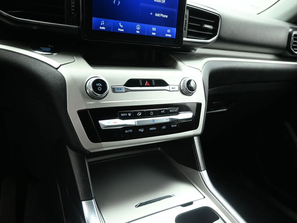 Certified 2020 Ford Explorer XLT w/ Equipment Group 202A image 42